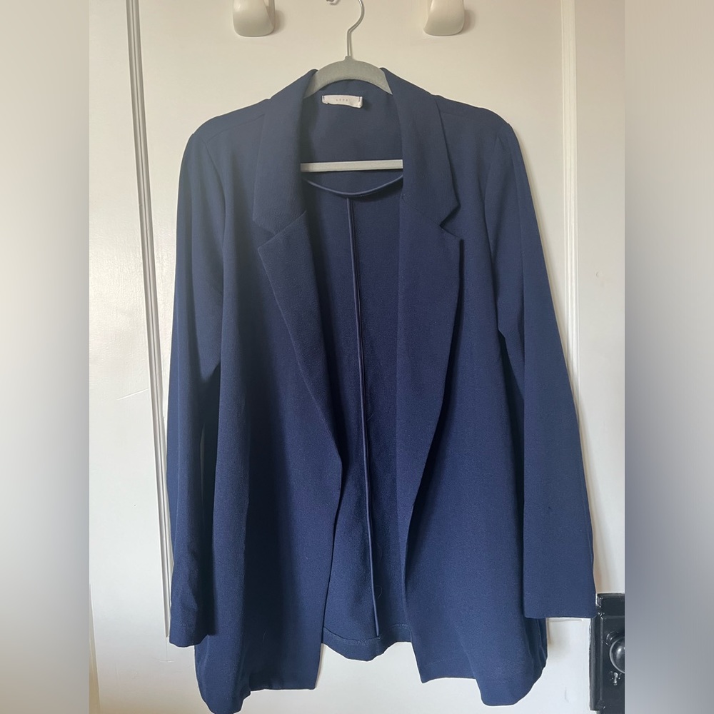 Lightweight navy blue blazer